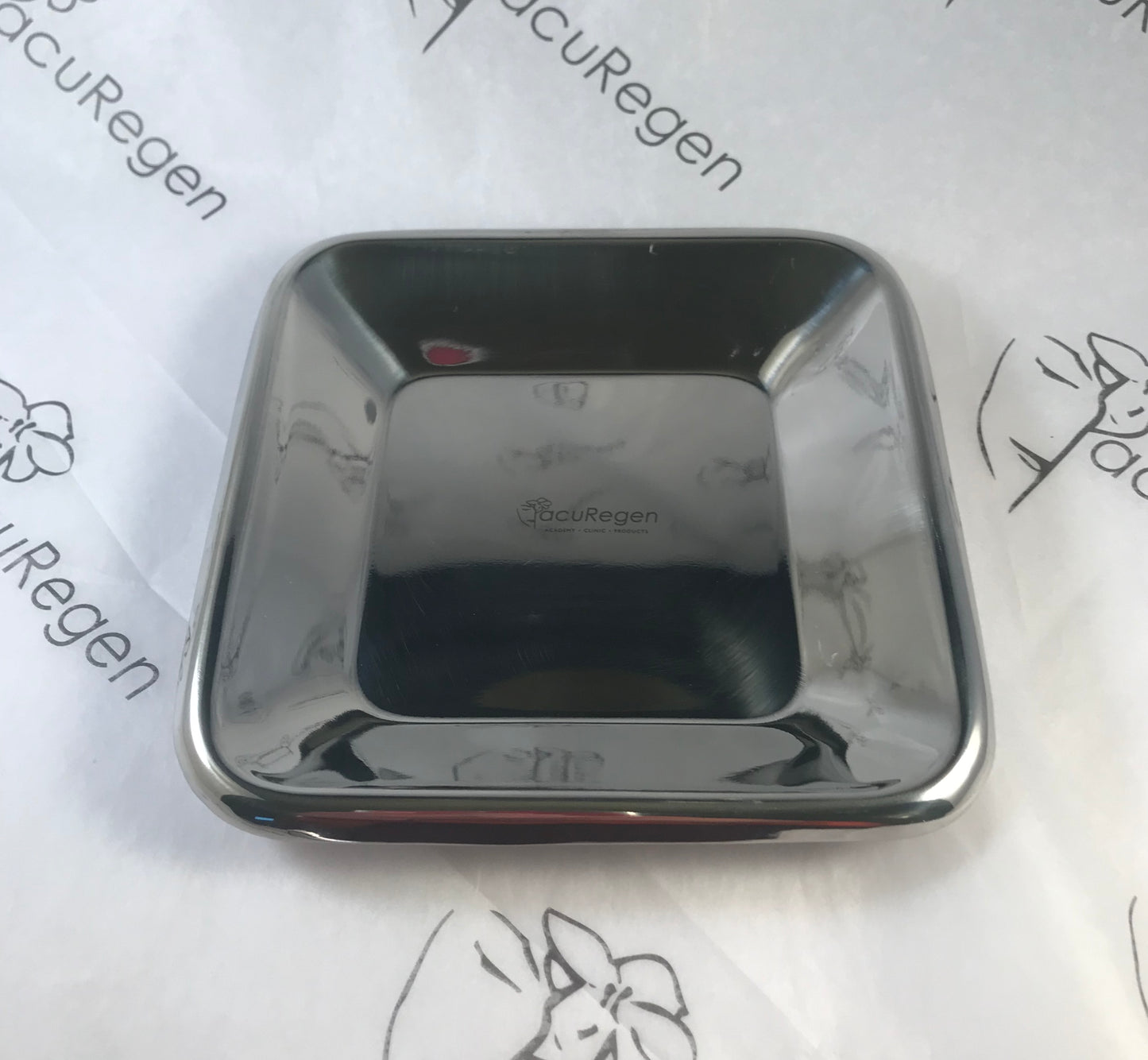 Square (medium size) Tray for Sharps